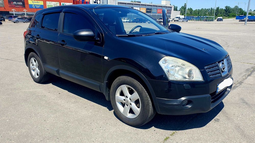 Автомобиль Nissan Qashqai
