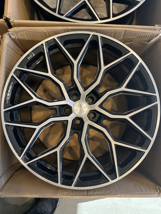 Продам диски Vossen 21r