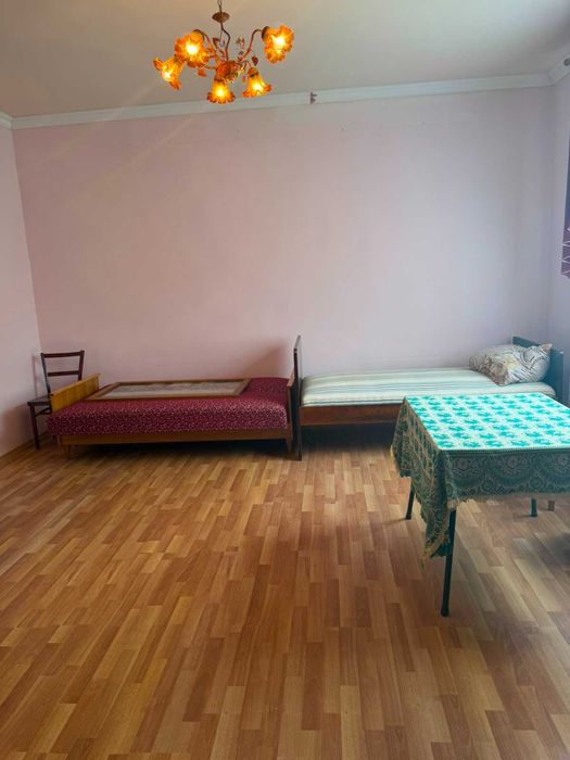 Будинок в мальовничій місцевості. ПОСТАНОВИ/ПРОГРАМИ