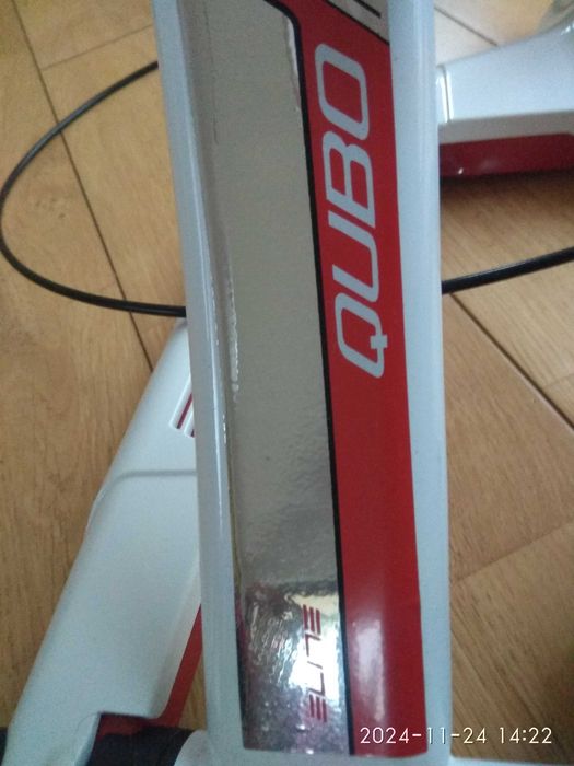 Trenażer pod rower ELITE Qubo Power Mag Smart B+