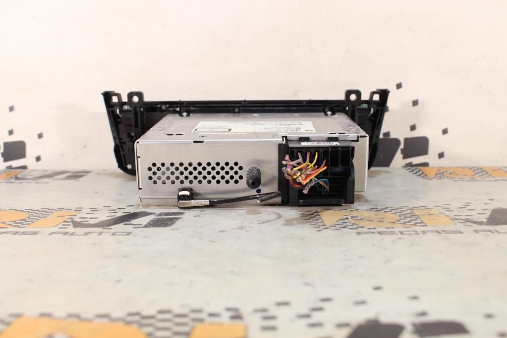 Rádio / auto-rádio BMW 1 (F20)