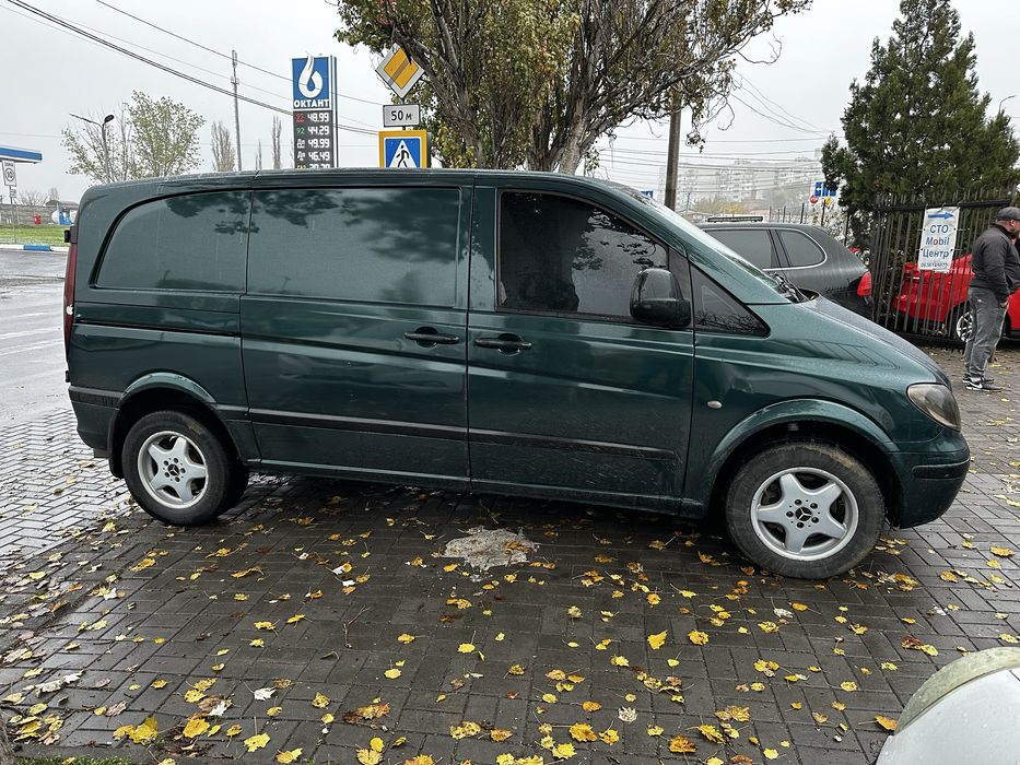 Мерседес Вито 115 2.2 дизель в отличном состоянии