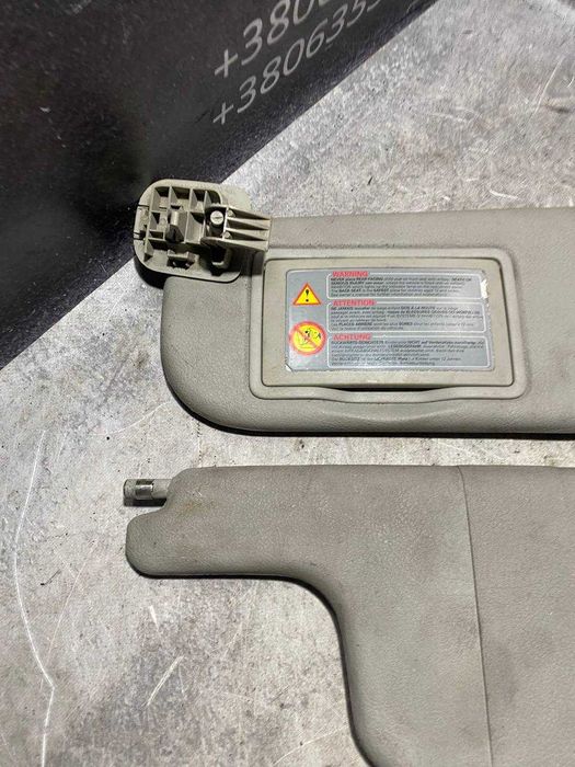 Сонцезахисний козирок козирьок салону правий Renault Laguna 2  2001–2007