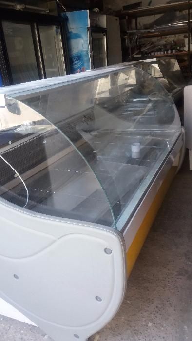 Холодильники для магазина б\у.