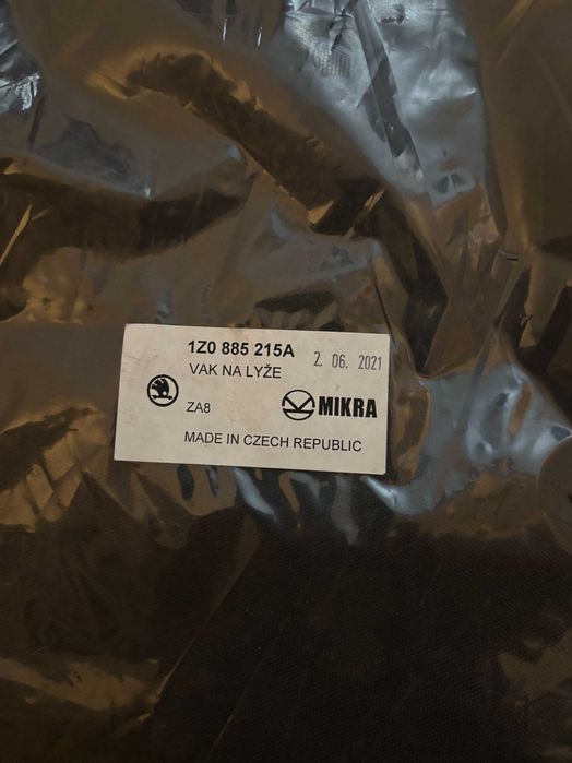 Oryginalny pokrowiec na narty - Skoda