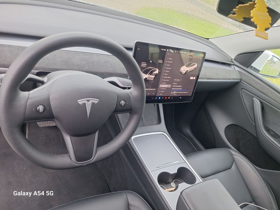 Tesla Model Y RWD  2024r