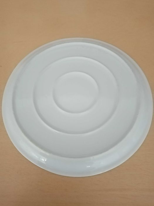 Cozinha: prato de cerâmica para pizza (quase novos)