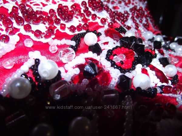 Украинский костюм, вышиванка, расшит бисером, М