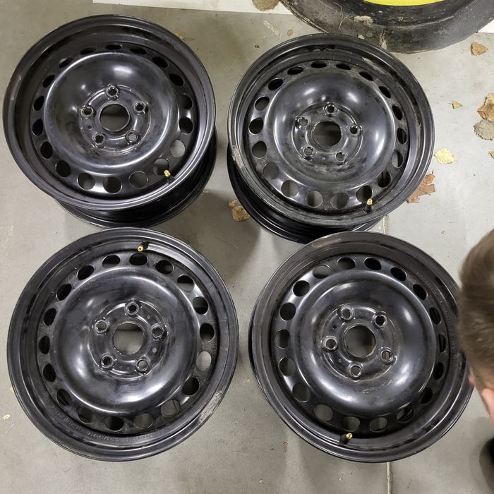 Felgi stalowe 4 szt, stan bdb