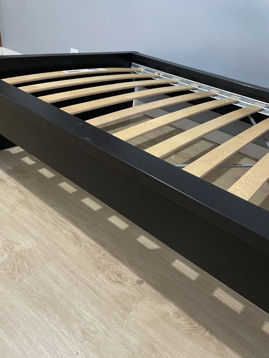 Cama Malm + colchão 90x200