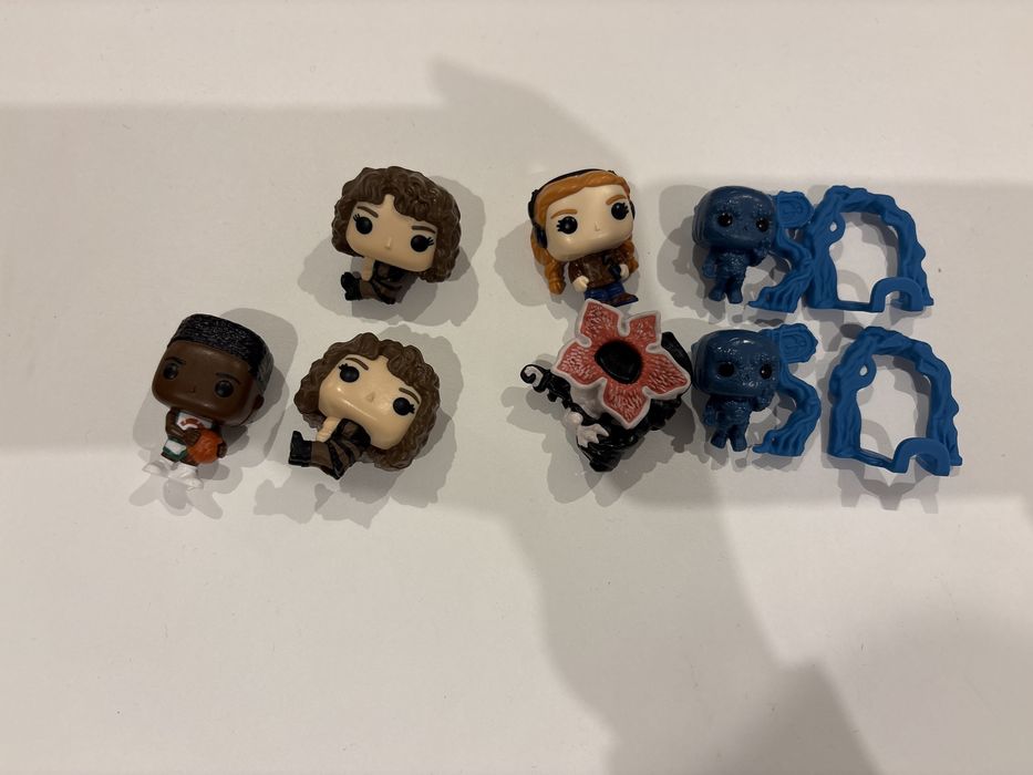 Kinder joy stranger things