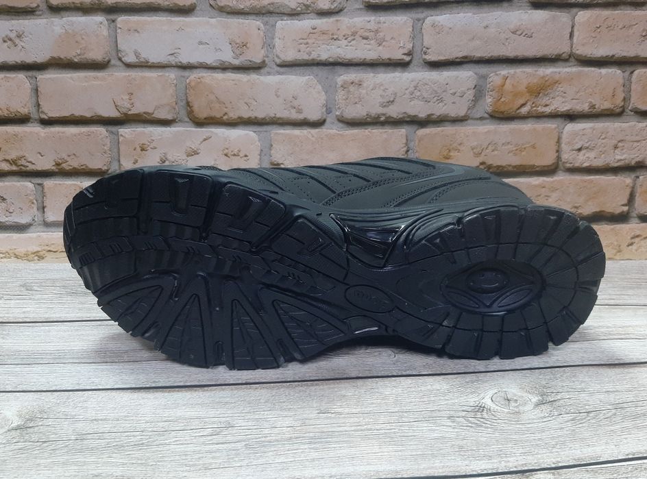 Нубуковые чёрные кроссовки Bona  913D  47.48p