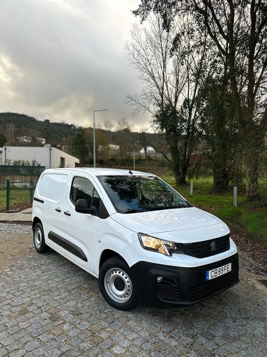 Peugeot Partner 1.6 HDi – 3 Lugares (Garantia Incluida)
