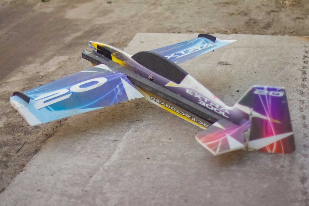 Авиамодель, RC-Factory Extra 300L 1,2м, радиоуправляемый самолет