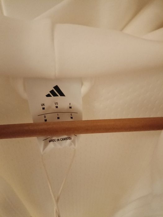 Casaco adidas com fecho New Z.N.E