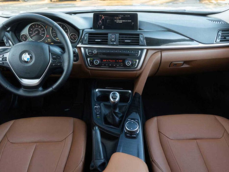 BMW 3 Series 328i      2015