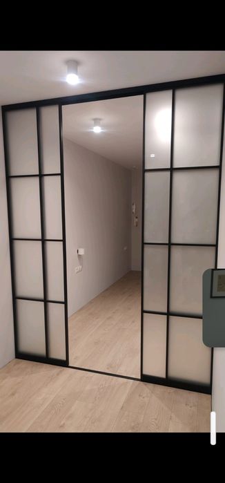 Скидки 30 %. Межкомнатные раздвижные стеклянные перегородки.