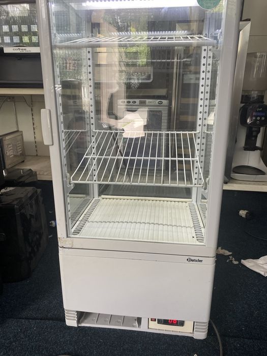 Кондитерська вітрина Bartscher