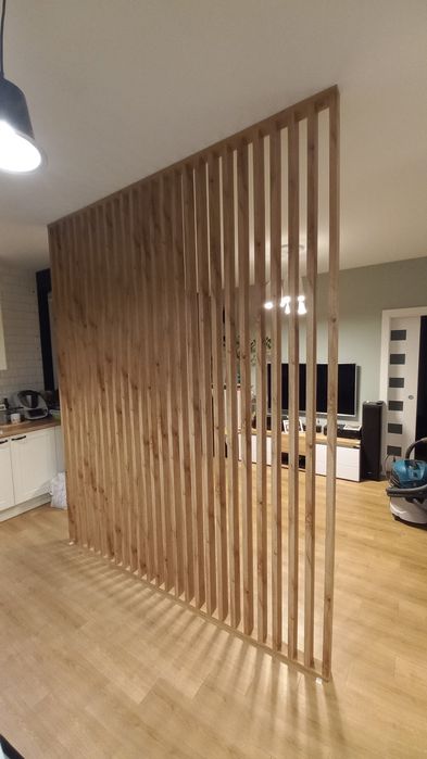 Lamele, ścianka ażurowa. Działowa.