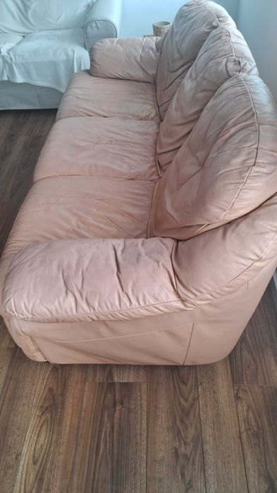 Sofá de couro 3 lugares