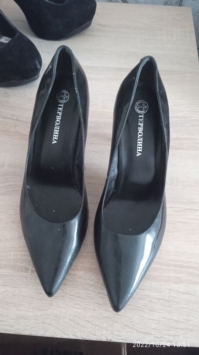 Продам жіночі туфлі