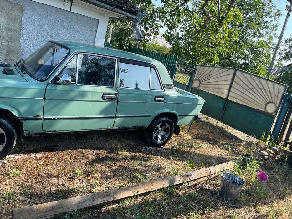 Продам бойову класику 2106