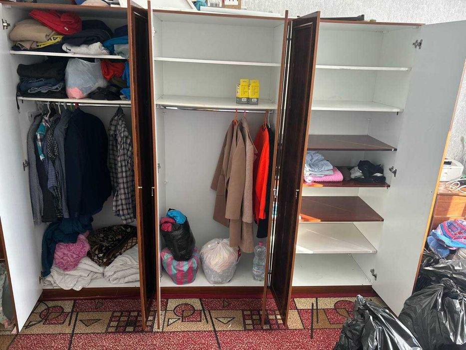 Продам шафу велику