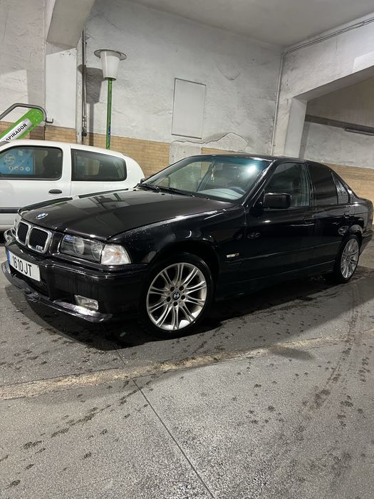 Bmw 318 tds Impecável