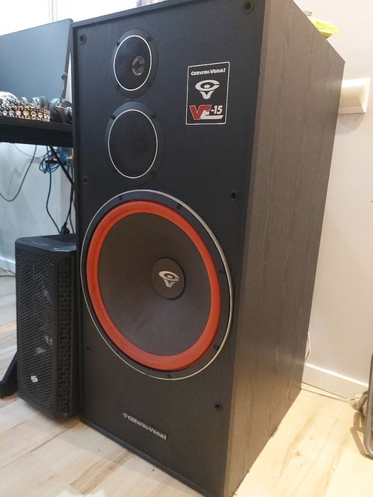 Kolumny głośnikowe Cerwin Vega ve-15