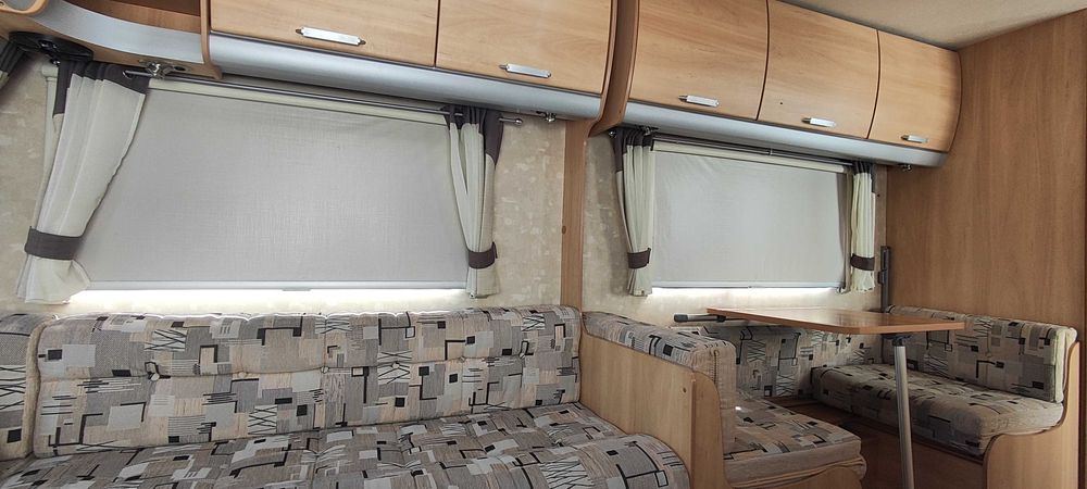 Caravana - Cozinha equipada e 4 camas