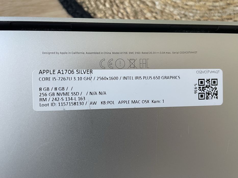 Laptop Apple MacBook Pro 13” 16GB 256GB Touchbar