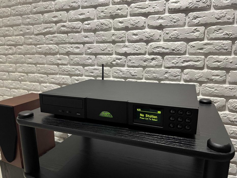 Усилитель "всё-в-одном" Naim UnitiLite [стример, CD-плеер, ЦАП, сеть)