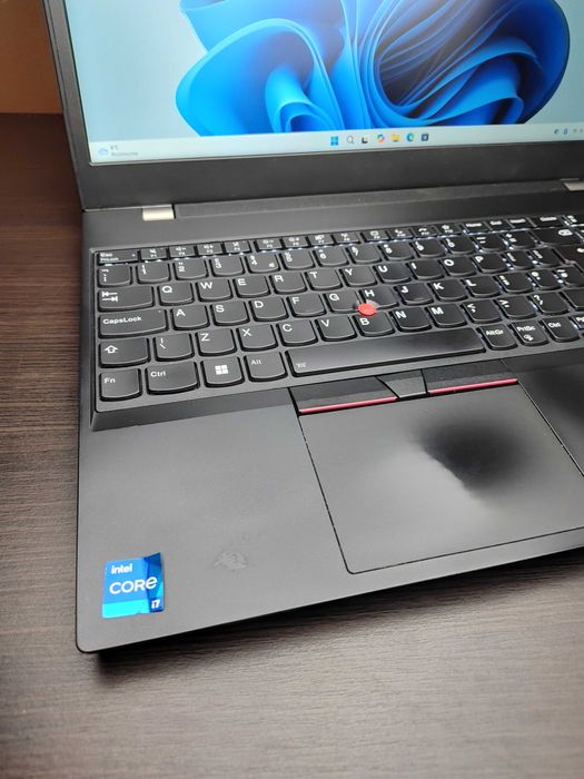 LAPTOP | ThinkPad T15p Gen2 | i7-11800H | GTX 1650 | 32GB 512SSD Win11