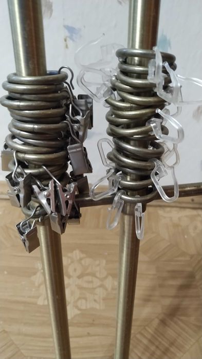 Продаю двойной карниз для штор
