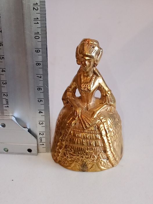 Dzwonek figurkowy(nr.lbp3)