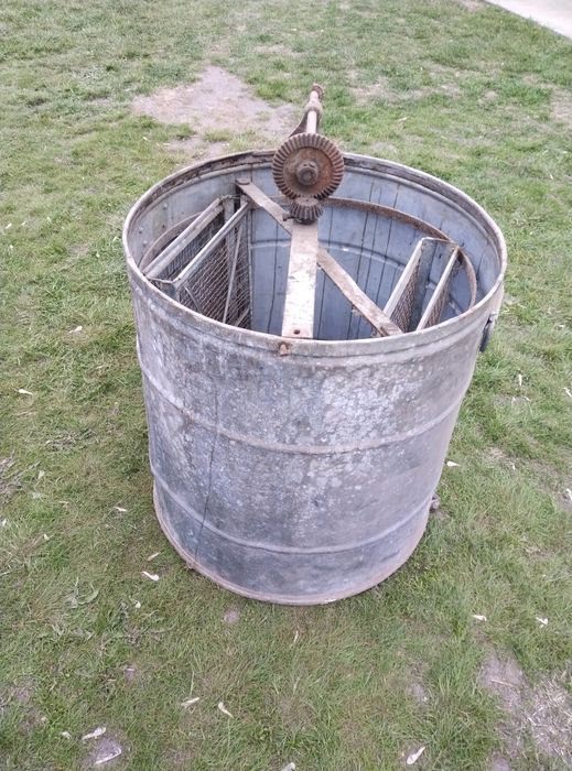 Продам медогонку