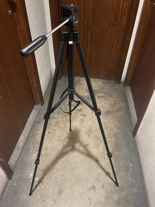 Tripé Sony modelo VTC-800