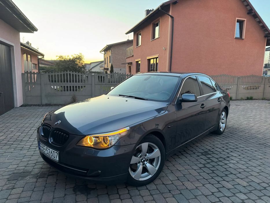 BMW Seria 5 BMW E60 523i