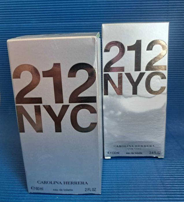 CAROLINA HERRERA - Perfume / Saco / Frascos de Perfume