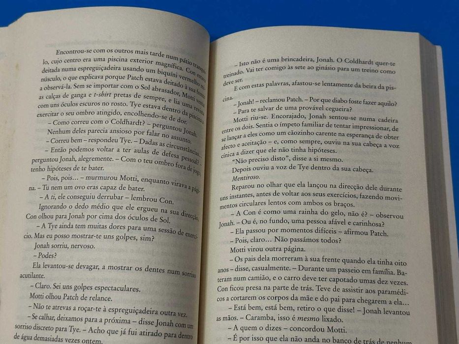 Livro O Segredo da Serpente, Stephen Cole