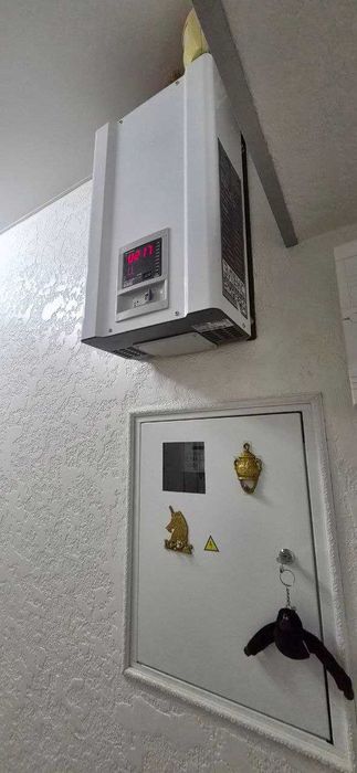 Продаж 3-х кімнатна квартира  68 м2 Заводський р-н вул Рюміна / пр Центральний