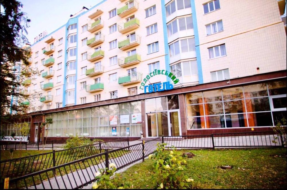 Конференц-зал (50 человек), почасово.  м. Васильковская (10 минут)