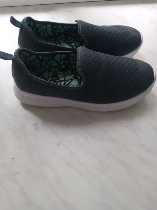 Слипоны Мужские  на пенной подошве ,легкие и мягкие