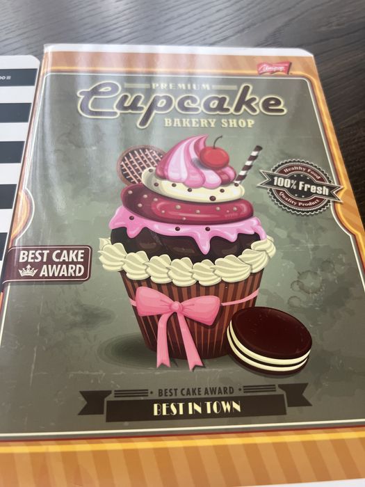 5 x Zeszyty A5 w kratkę i linie z brokatem