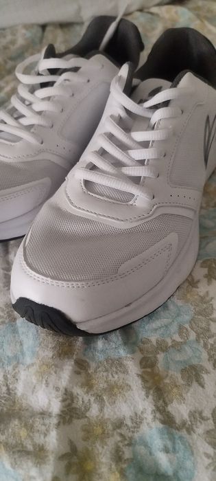 Tênis Ipso n42 novos