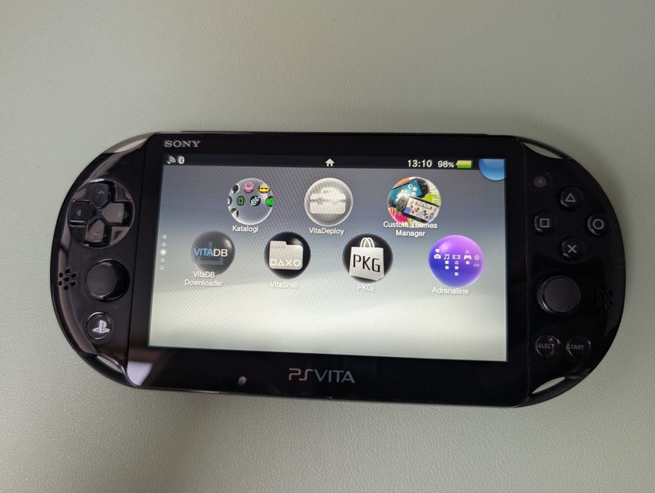 odblokowana PS Vita (Slim) PCH-2016 Wifi
