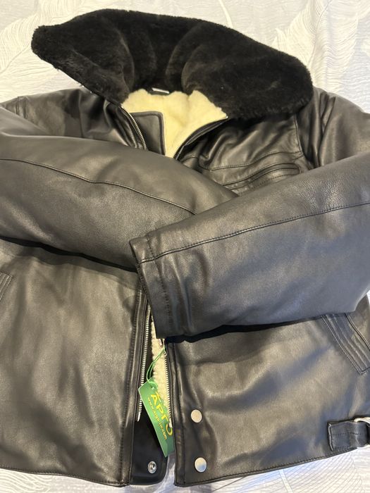 Зимова шкіряна чоловіча куртка