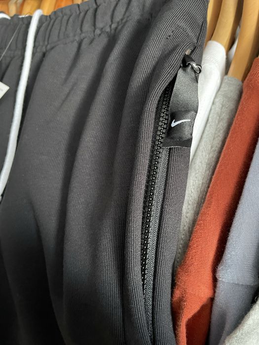 Штани Nike Solo Swoosh оригінал M, XL