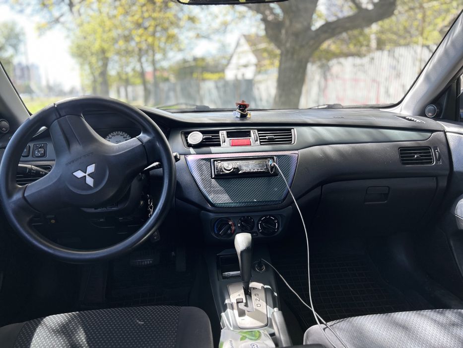 продам авто Lancer 9 автомат