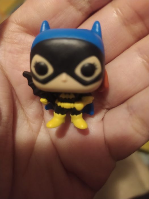 Batgirl mini funko pop! Kinder DC comics - oferta dos portes de envio